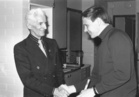 Vuonna 1979 myhäiltiin skarppina, kun Erkki luovutti pj:n nuijan Raimolle. Sittemmin on kertynyt paljon suunnistusmuistoja.