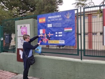 Heli ystävyyskouluvierailulla Alicantessa.