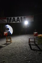 ... ja yösuunnistajien valoilmiöt monenlaisia.